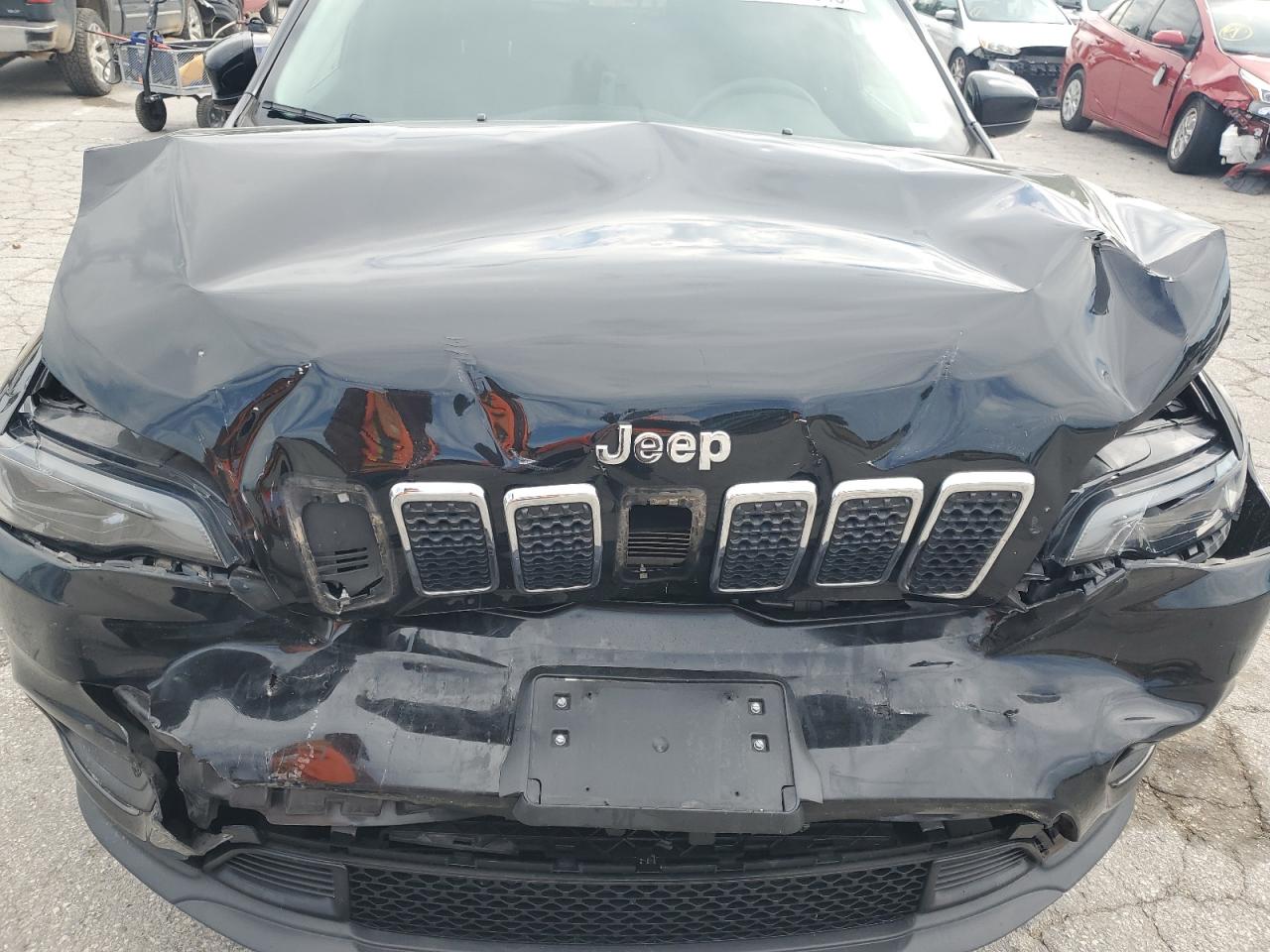 2019 Jeep Cherokee Latitude VIN: 1C4PJLCB8KD172329 Lot: 64387345