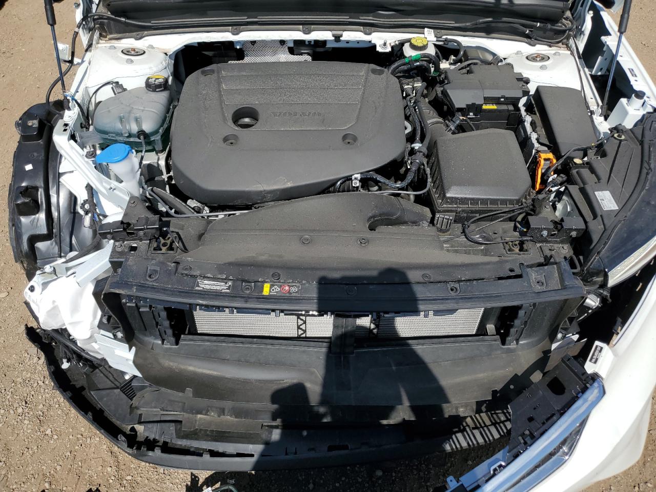 2025 Volvo Xc40 Core VIN: YV4L12UJ8S2511257 Lot: 63221075