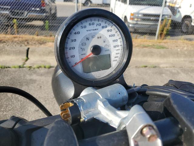 2016 VICTORY MOTORCYCLES GUNNER   