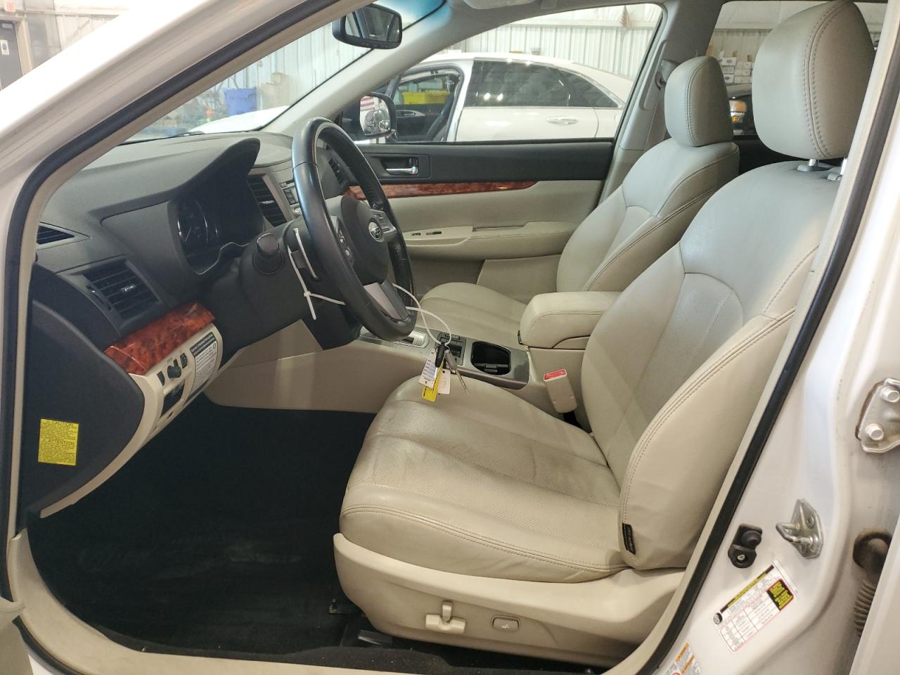 2011 Subaru Outback 2.5I Limited VIN: 4S4BRCKC4B3310270 Lot: 64791855