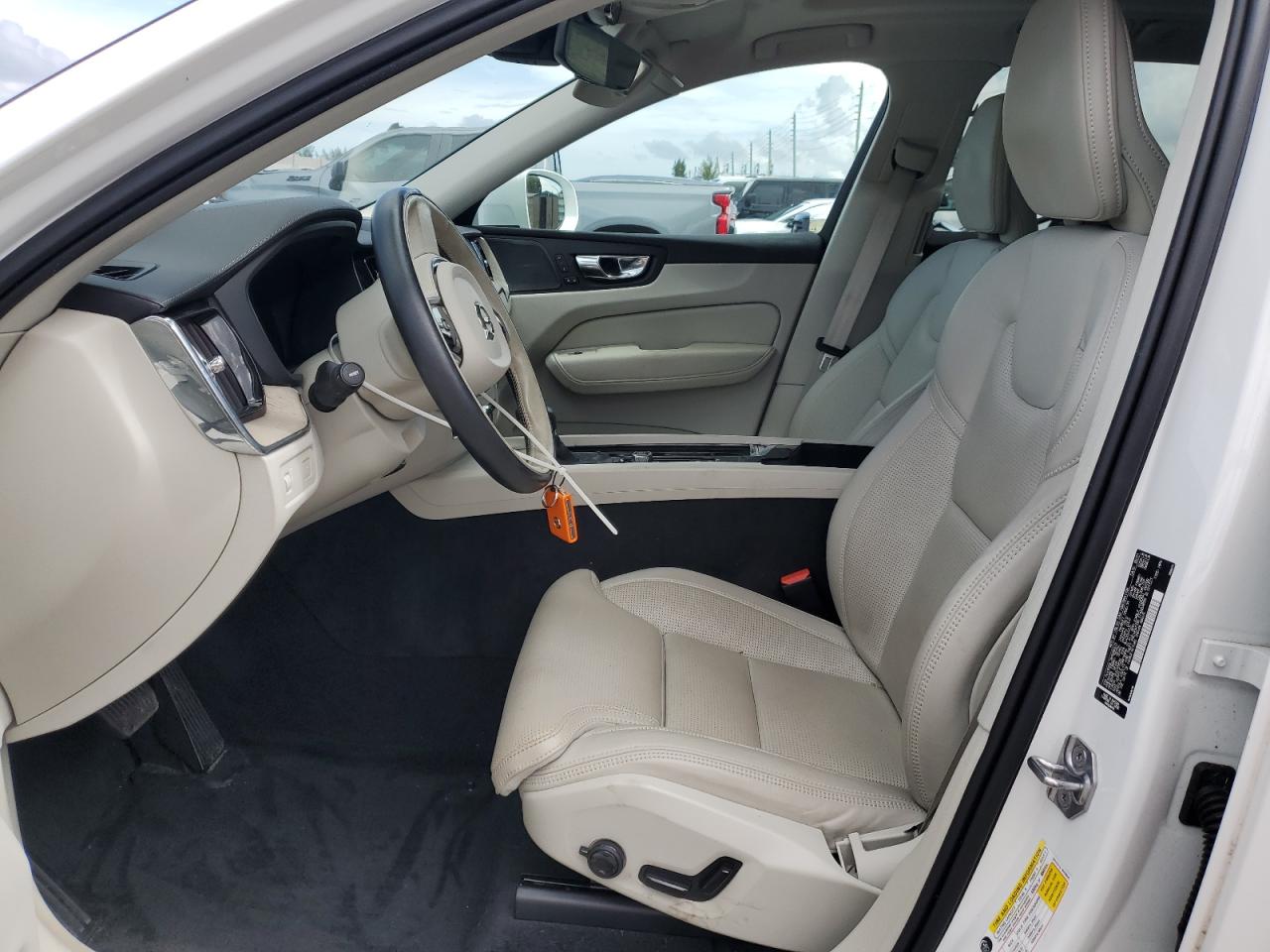2021 Volvo Xc60 T5 Inscription VIN: YV4102DL3M1886333 Lot: 64975135