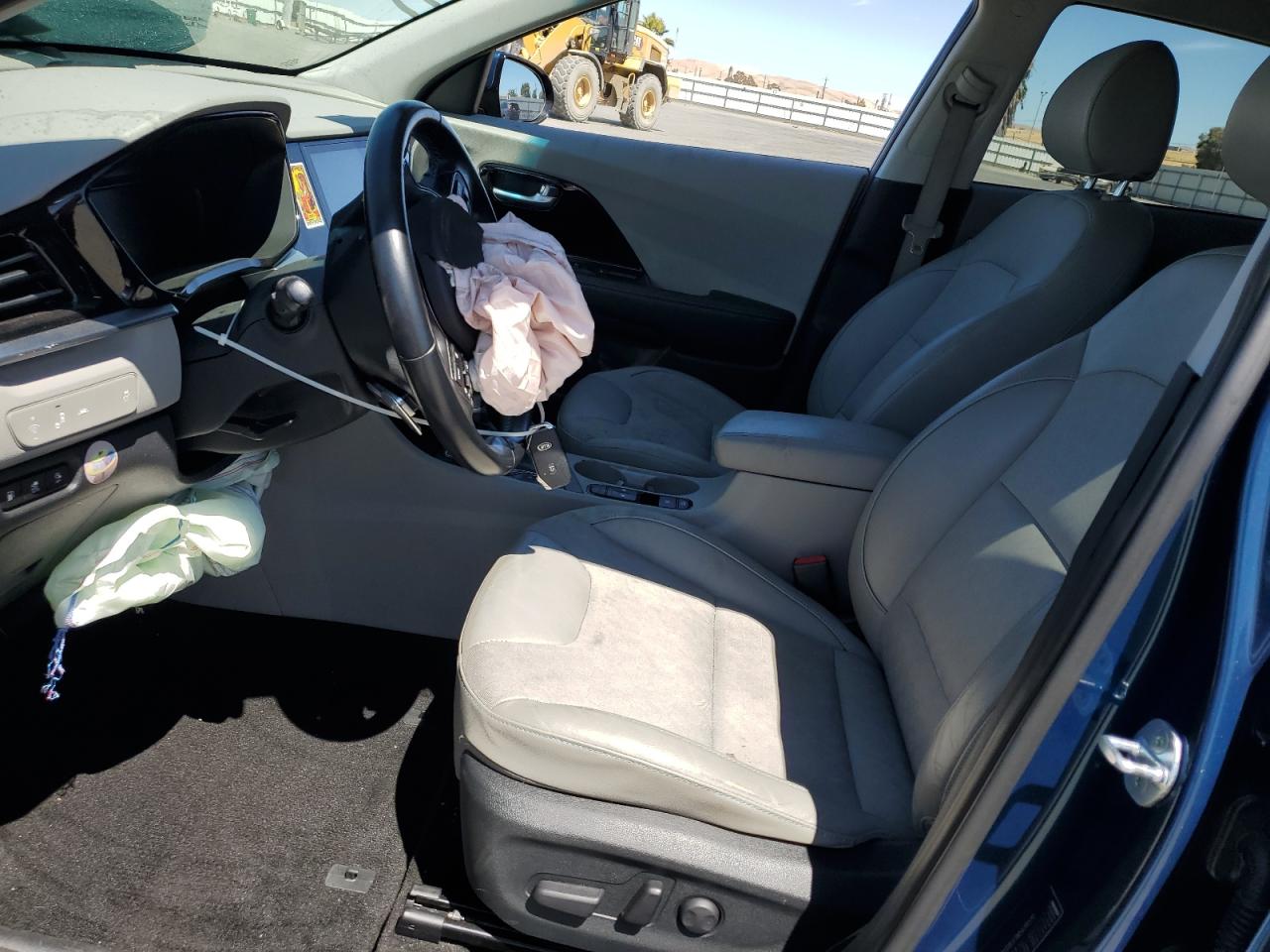 kndcd3ld7m5474070 KNDCD3LD7M5474070 2021 Kia Niro Ex