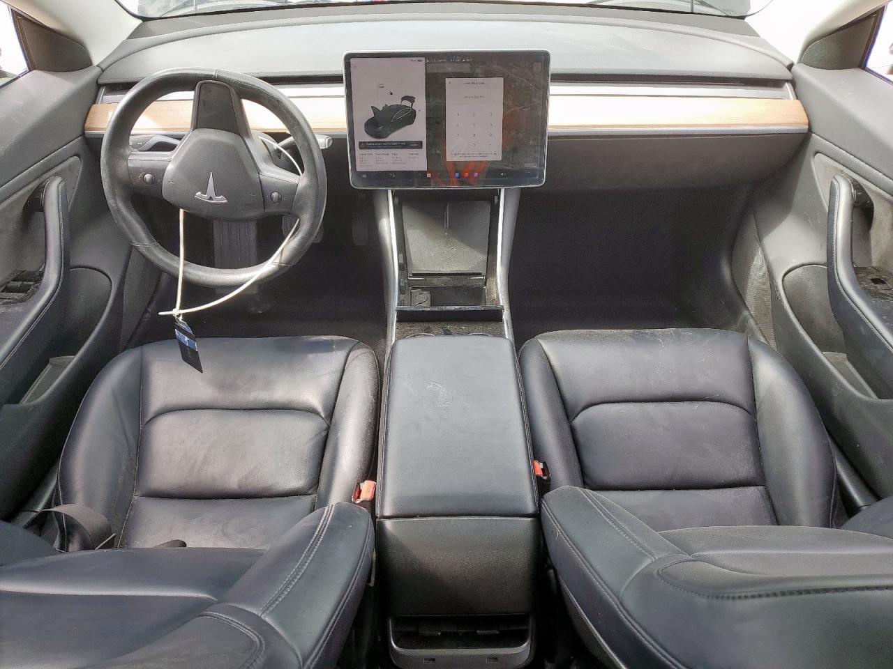 2018 Tesla Model 3 VIN: 5YJ3E1EA8JF044210 Lot: 63242125