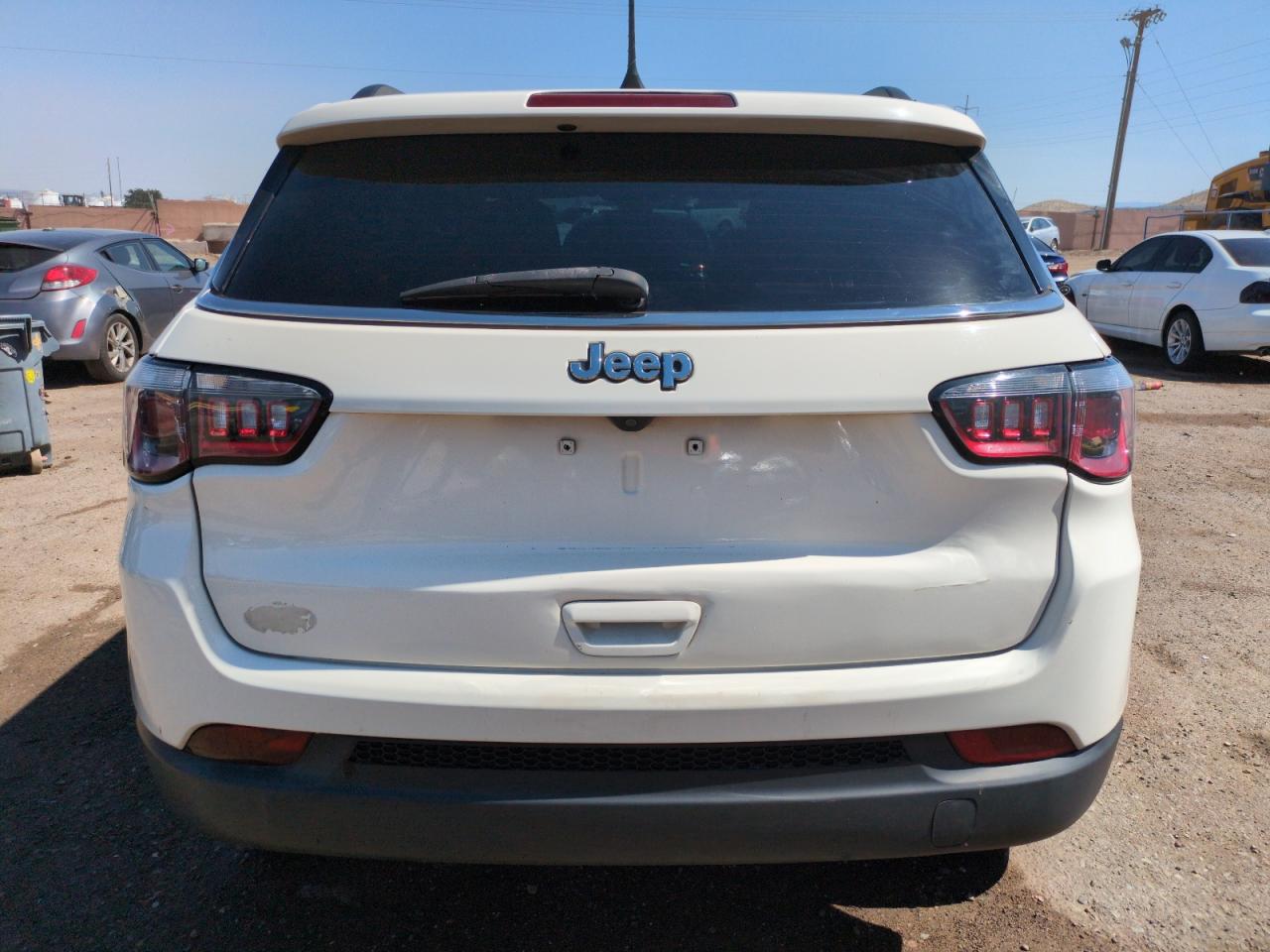 2018 Jeep Compass Latitude VIN: 3C4NJDBB0JT112259 Lot: 63433985