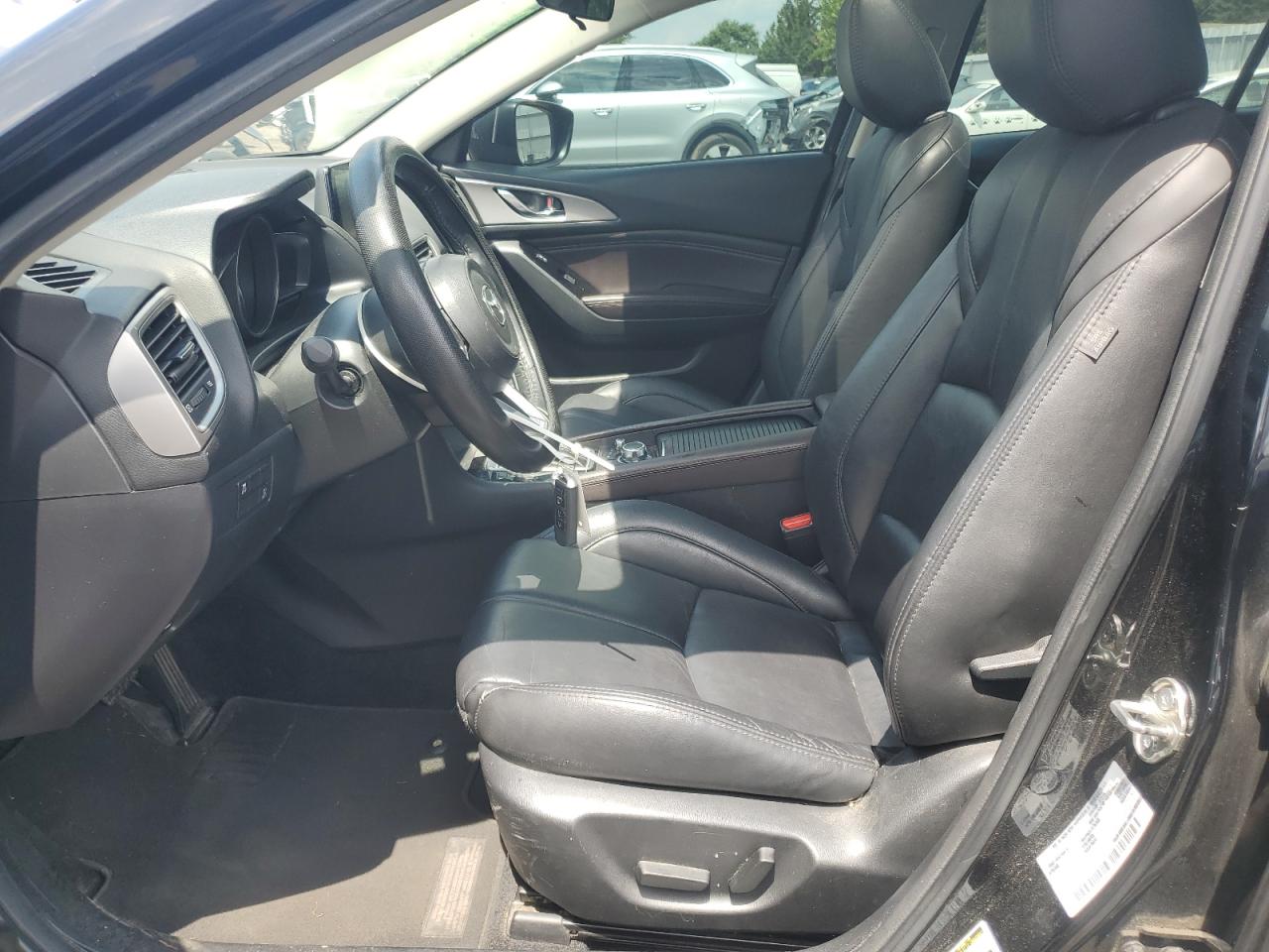 2018 Mazda 3 Touring VIN: 3MZBN1V34JM250923 Lot: 63840925