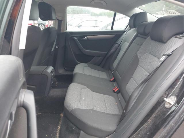 2011 VOLKSWAGEN PASSAT SE