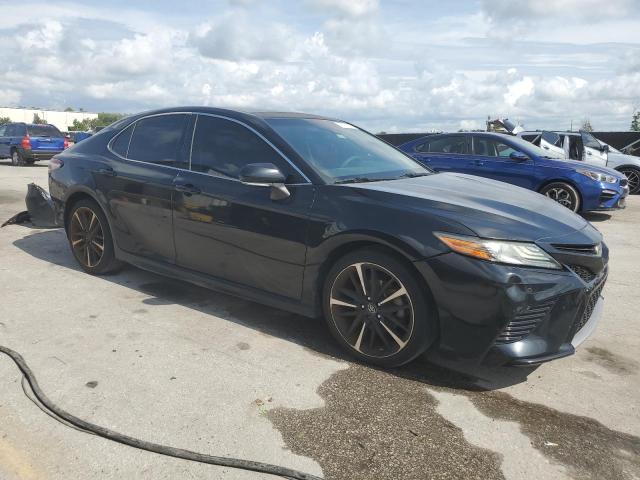  TOYOTA CAMRY 2018 Czarny
