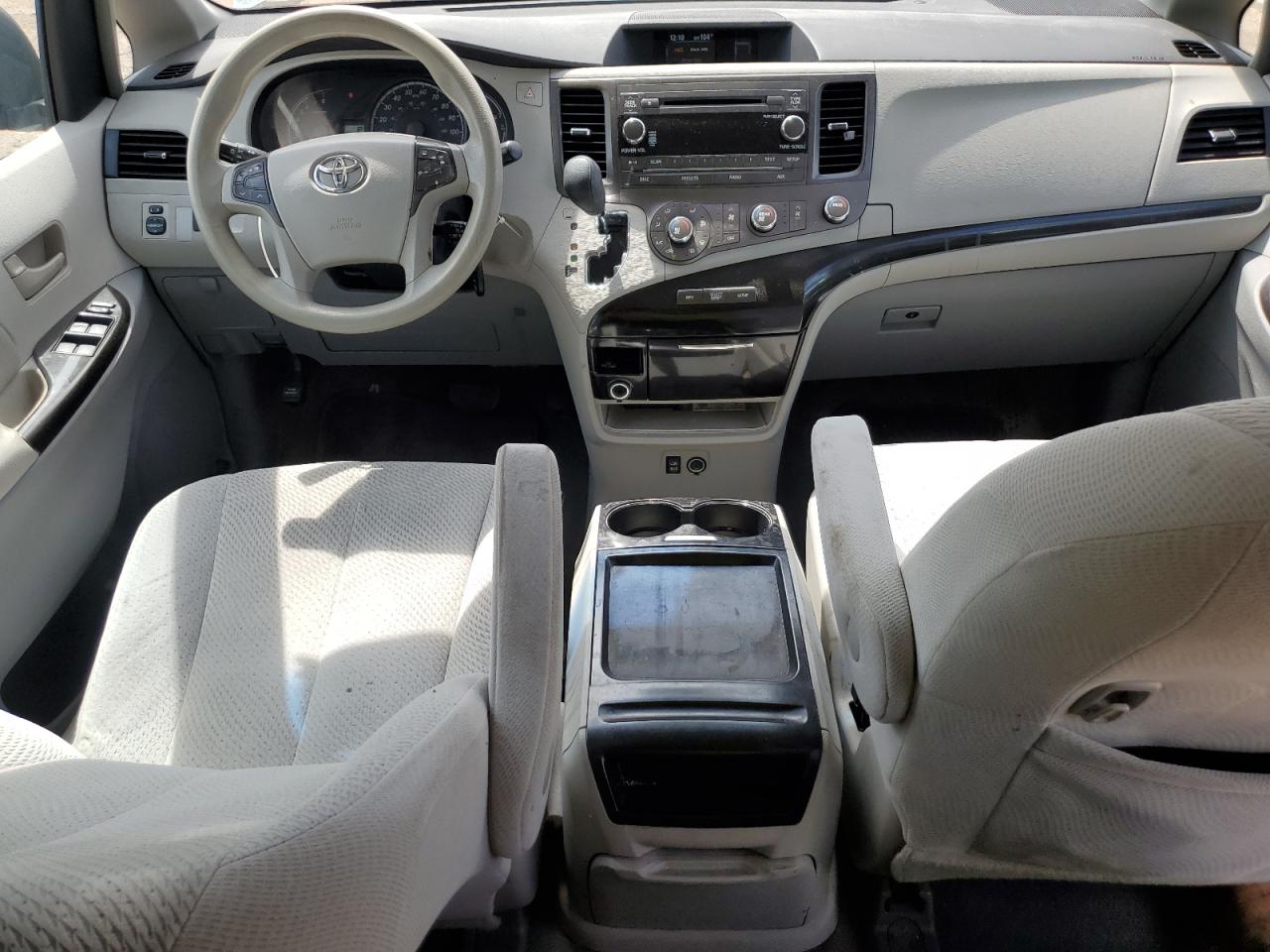 2011 Toyota Sienna Le VIN: 5TDKK3DC8BS065350 Lot: 63102045