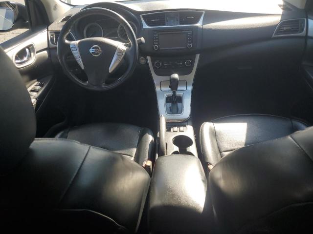 Sedans NISSAN SENTRA 2015 Srebrny