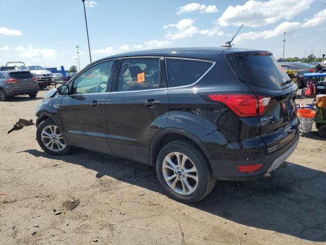  FORD ESCAPE 2019 Czarny