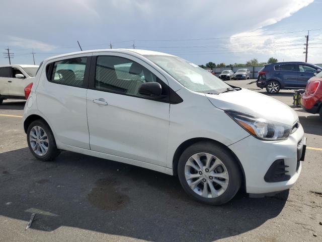 Hatchbacks CHEVROLET SPARK 2017 Biały