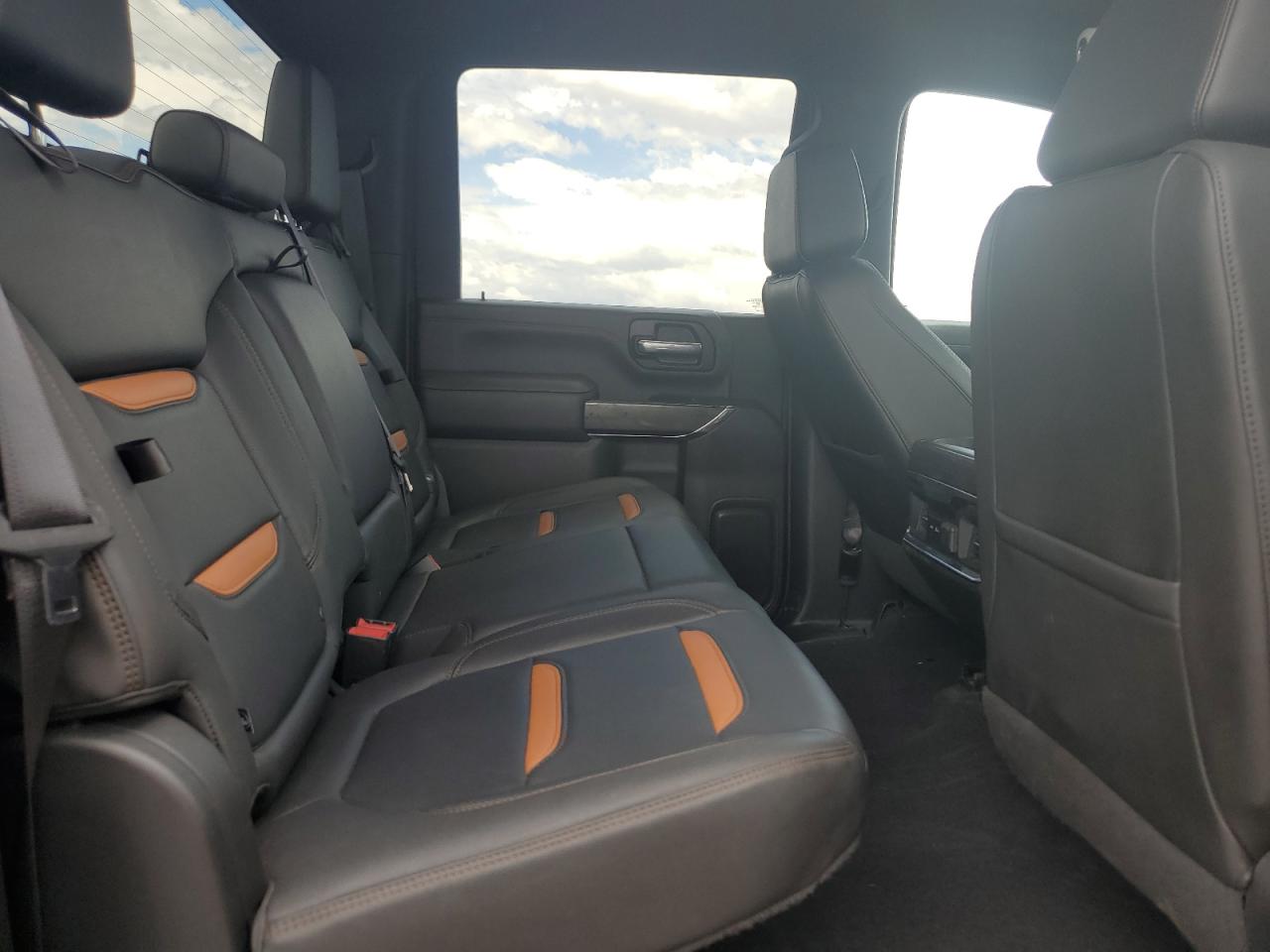 2022 GMC Sierra K2500 At4 VIN: 1GT49PEY5NF132626 Lot: 64968295