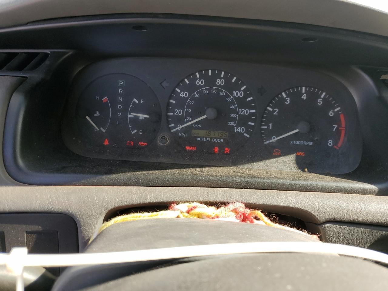 2000 Toyota Camry Le VIN: JT2BF28K4Y0283337 Lot: 64067775