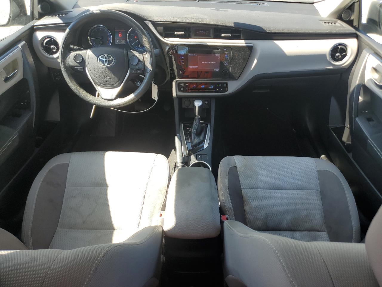 2T1BURHE4JC009518 TOYOTA COROLLA 2018