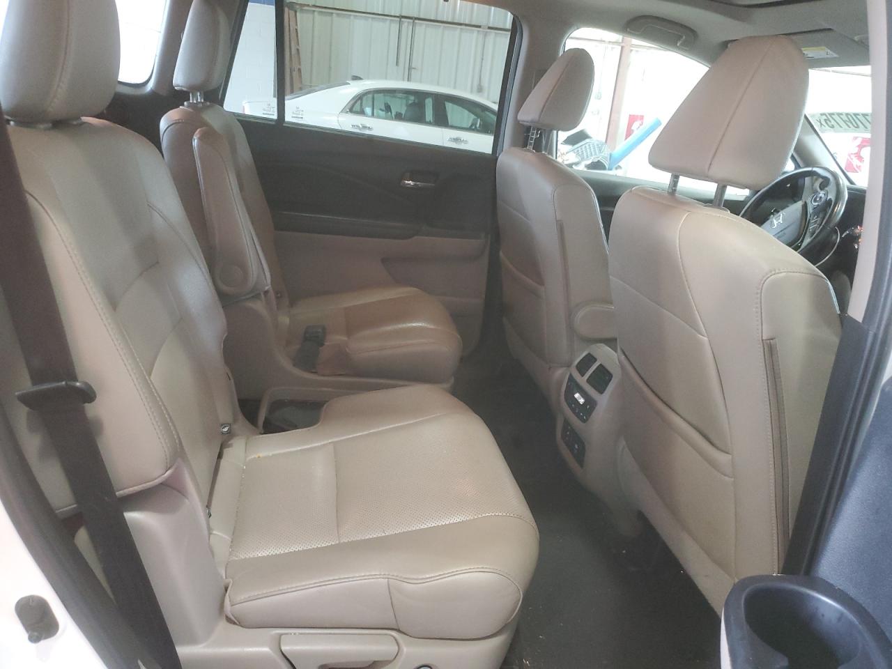 2017 Honda Pilot Elite VIN: 5FNYF6H01HB071889 Lot: 63770775