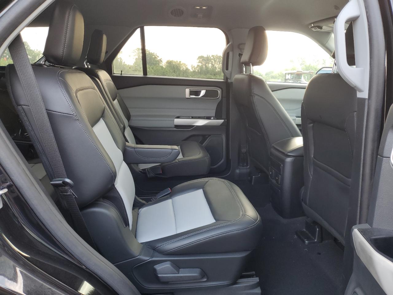 2022 Ford Explorer Xlt VIN: 1FMSK8DH2NGB50834 Lot: 64191535