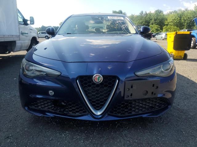  ALFA ROMEO GIULIA 2017 Blue