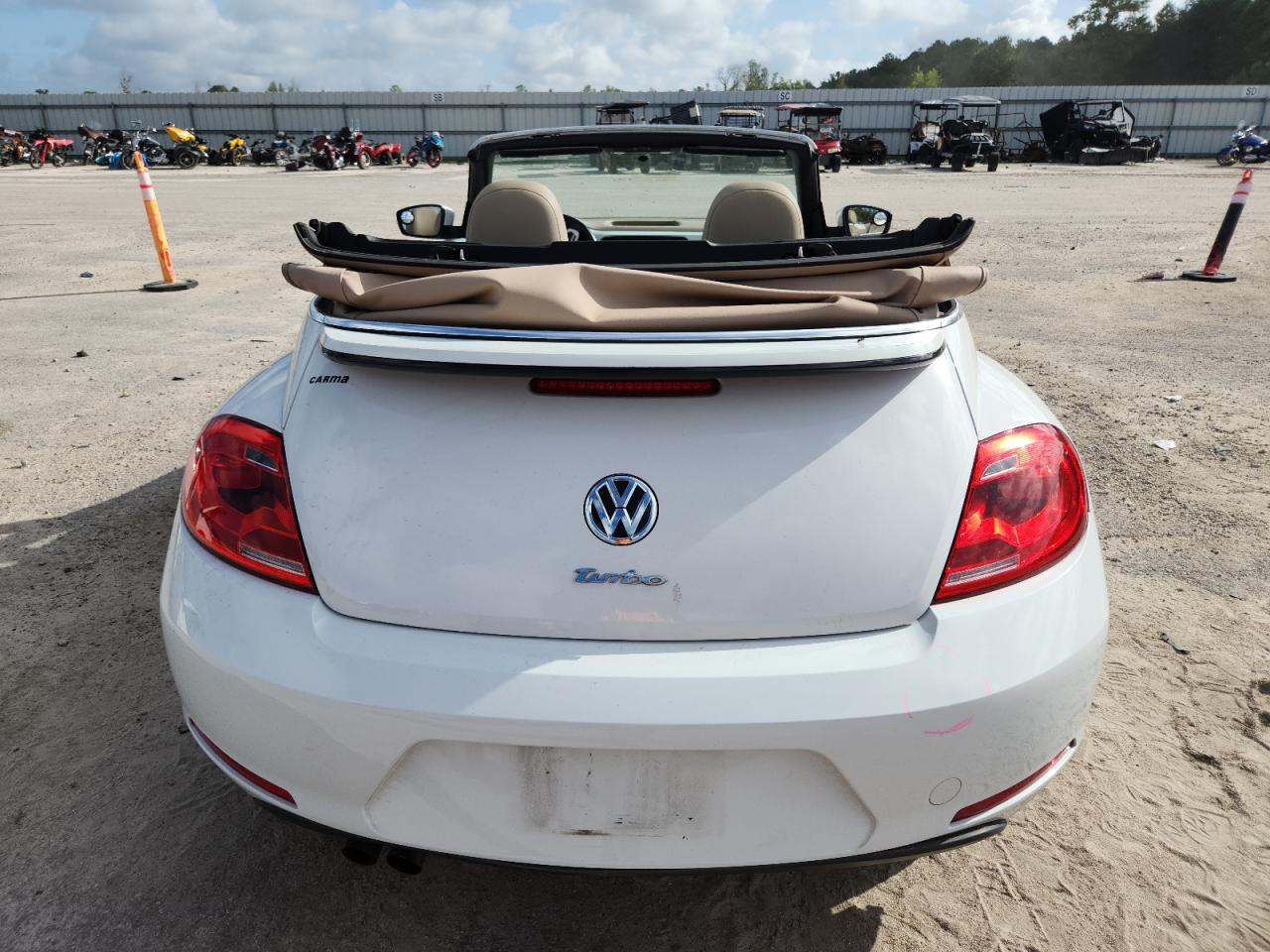 2015 Volkswagen Beetle 1.8T VIN: 3VW507AT2FM801782 Lot: 65025515