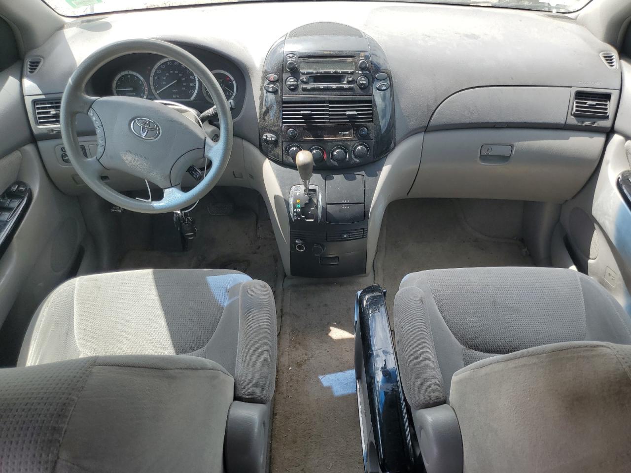 2004 Toyota Sienna Ce VIN: 5TDZA23C94S114913 Lot: 65417965