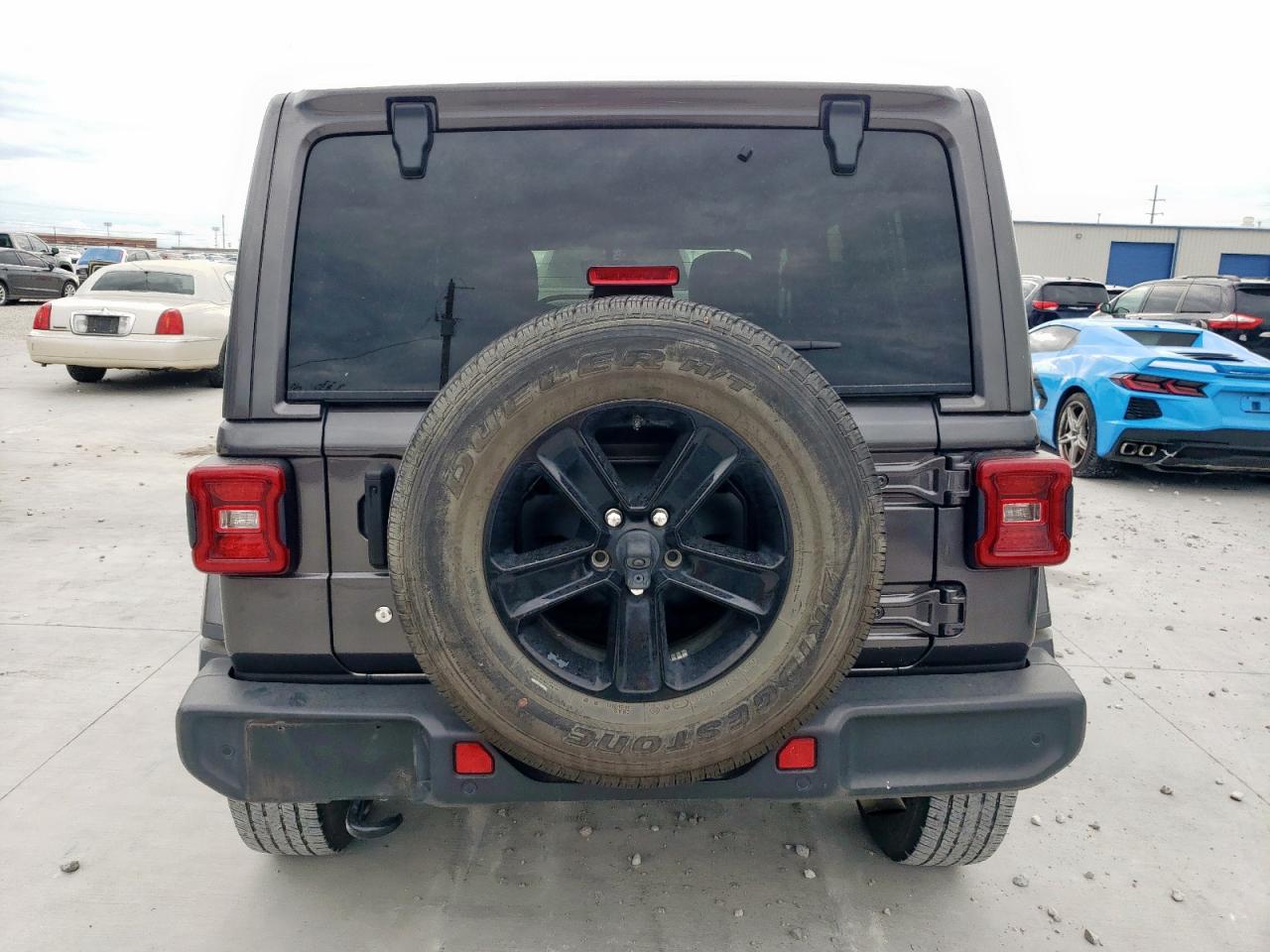 2020 Jeep Wrangler Unlimited Sahara VIN: 1C4HJXENXLW255673 Lot: 63266555