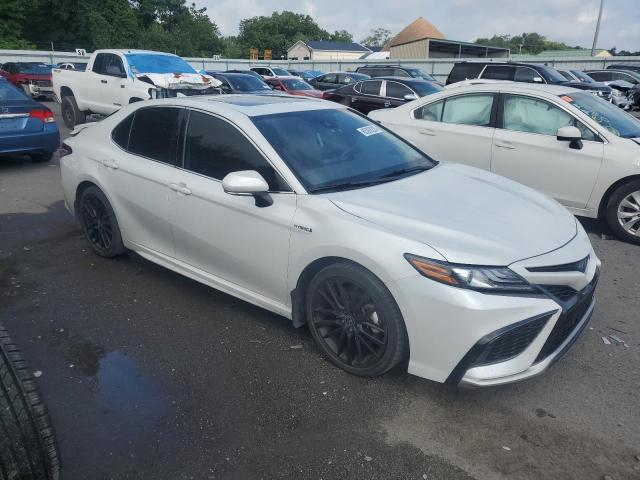  TOYOTA CAMRY 2021 Белы
