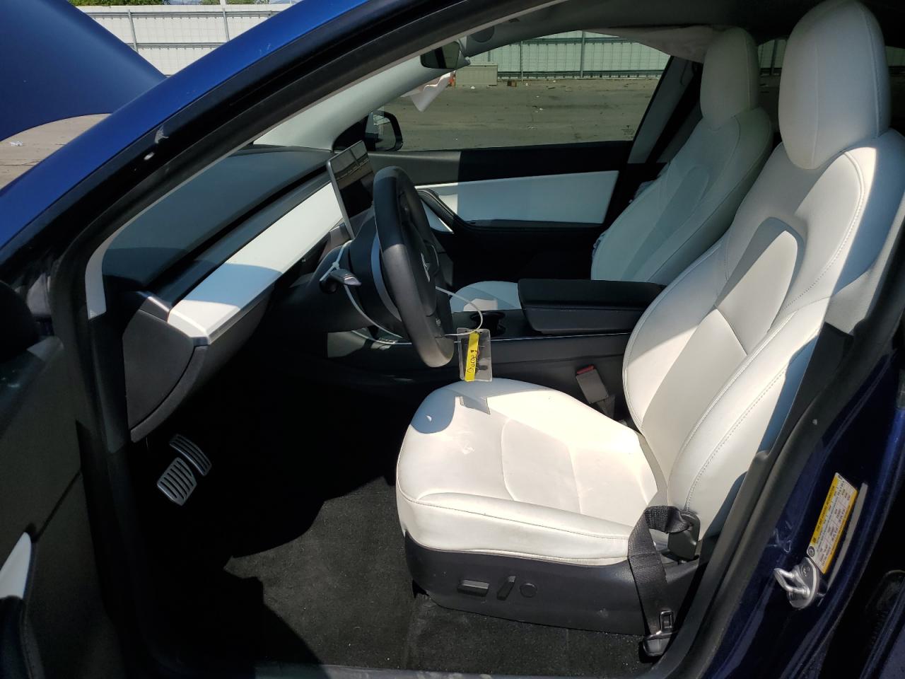 2020 Tesla Model Y VIN: 5YJYGDEF8LF003141 Lot: 66522075