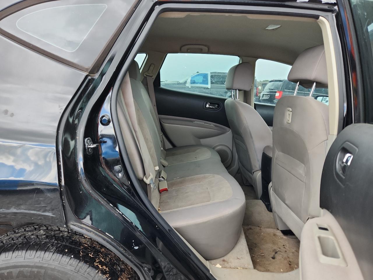 2015 Nissan Rogue Select S VIN: JN8AS5MT1FW664737 Lot: 65089885