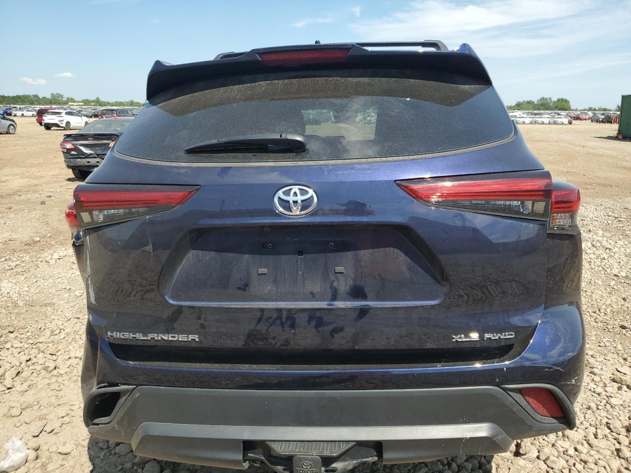 2022 Toyota Highlander Xle VIN: 5TDGZRBH3NS257198 Lot: 65253695