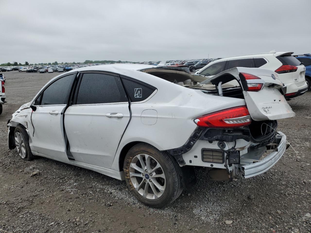 2020 Ford Fusion Se white null gas 3FA6P0HD2LR235300 photo #3