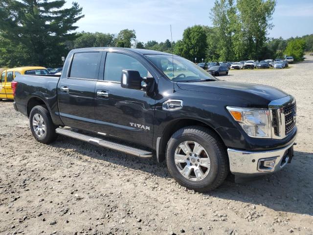  NISSAN TITAN 2017 Black