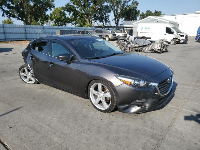  MAZDA 3 2018 Серый