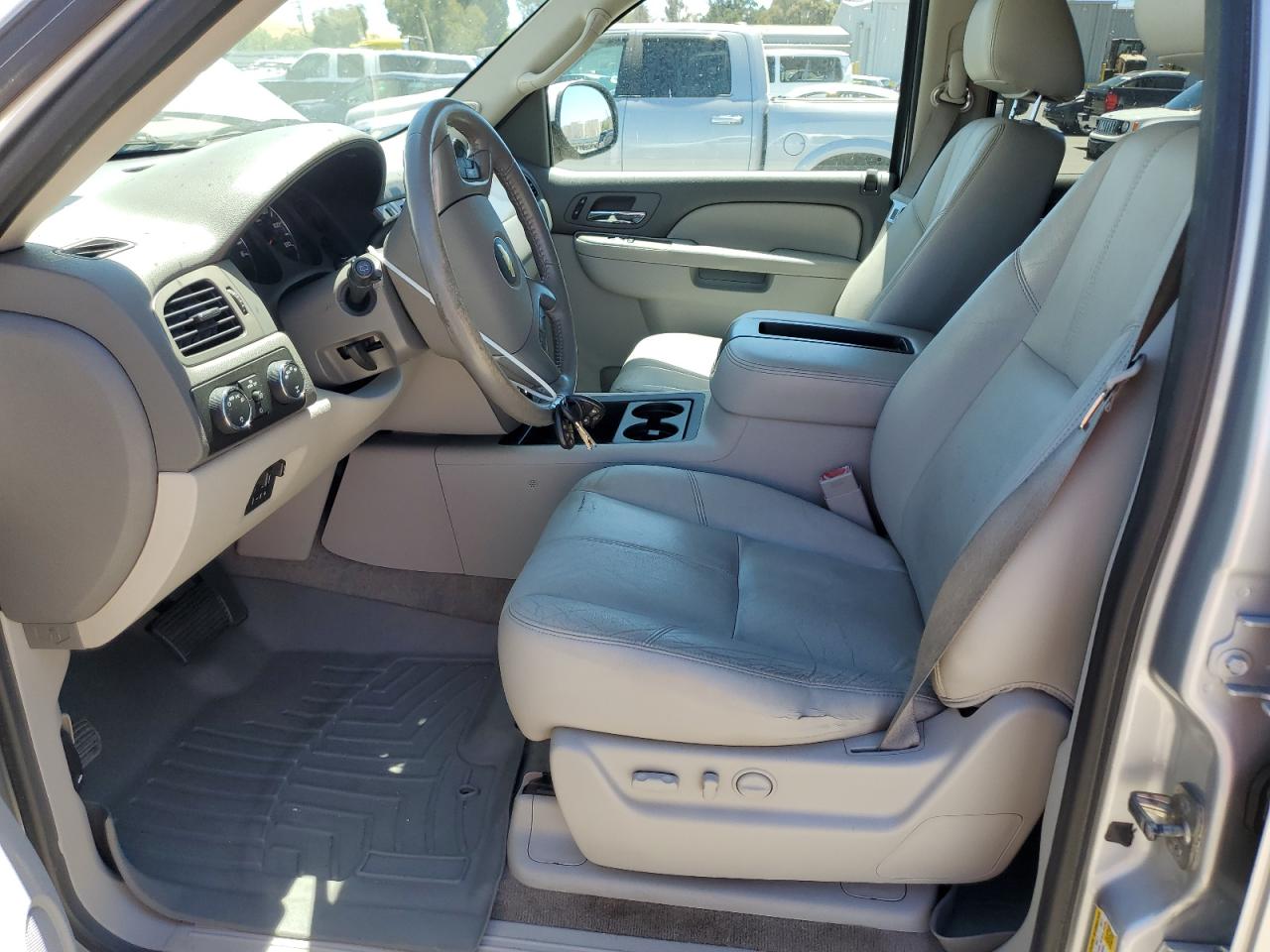 2013 Chevrolet Tahoe K1500 Lt VIN: 1GNSKBE04DR106631 Lot: 65471445