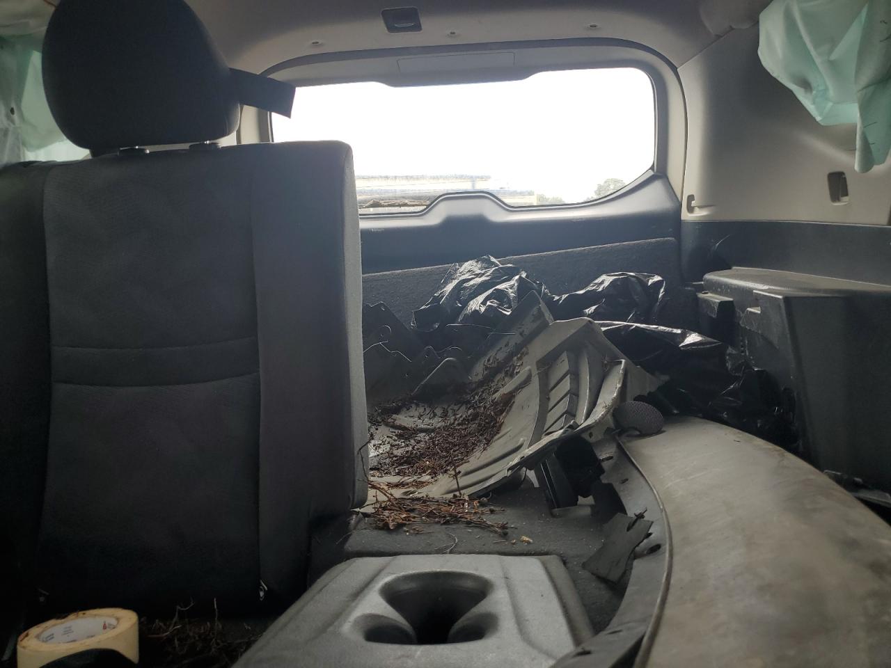 2015 Nissan Rogue S VIN: KNMAT2MT2FP558573 Lot: 63077475