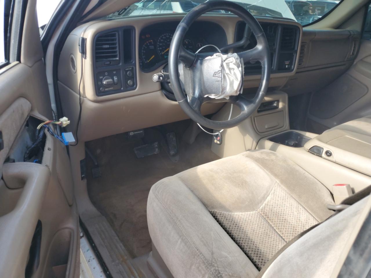 2001 Chevrolet Silverado C2500 Heavy Duty VIN: 1GCHC29181E274875 Lot: 64992165