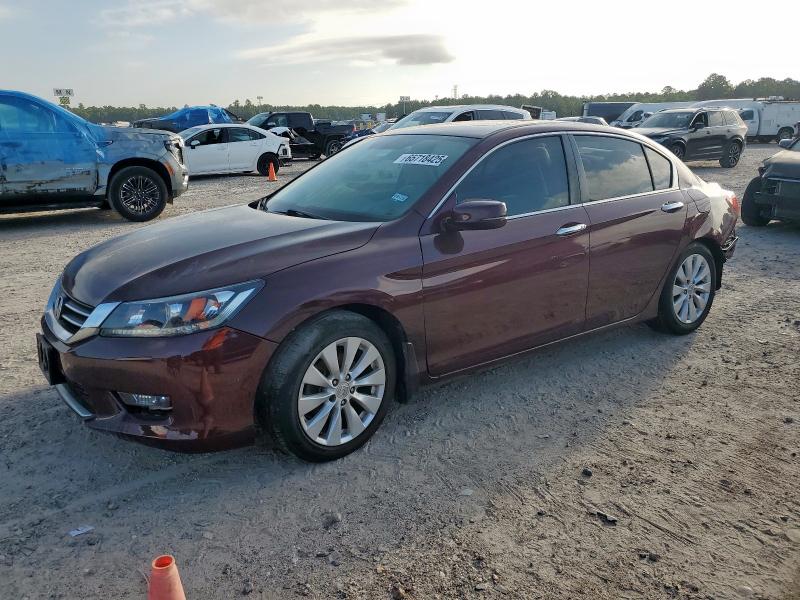Sedans HONDA ACCORD 2015 Bordowy