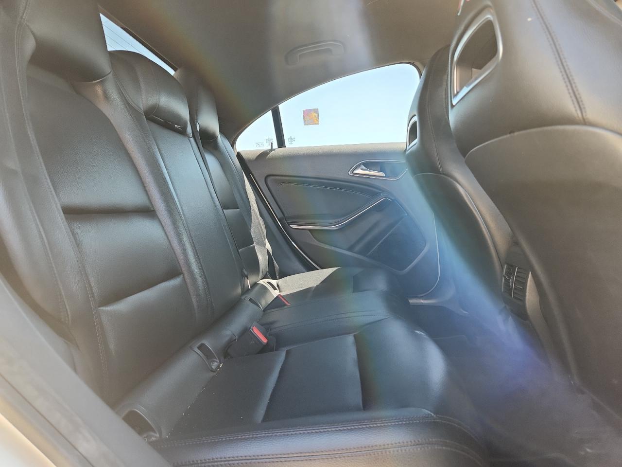 wddsj4eb4en155965 WDDSJ4EB4EN155965 2014 Mercedes-Benz Cla 250