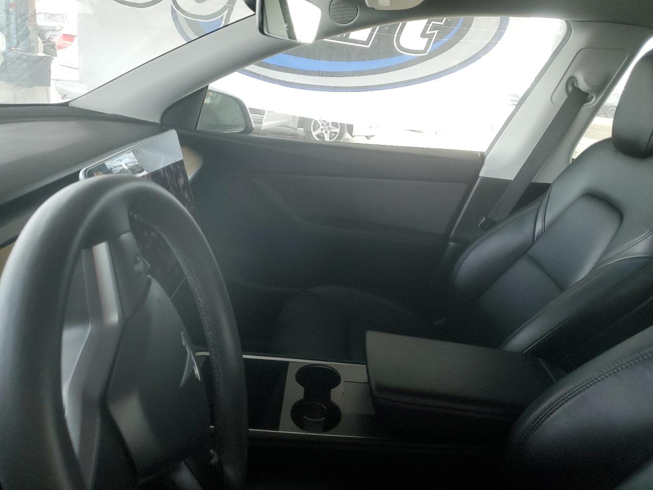 2022 Tesla Model Y VIN: 7SAYGDEE3NF387083 Lot: 65645065