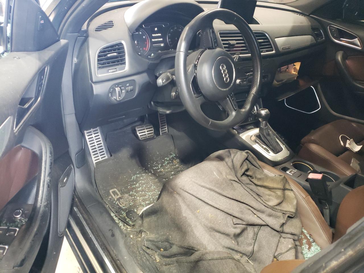 2015 Audi Q3 Prestige VIN: WA1GFCFS3FR013315 Lot: 61334725