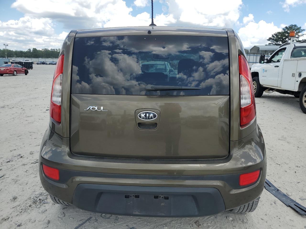 2012 Kia Soul + VIN: KNDJT2A61C7462377 Lot: 65451455