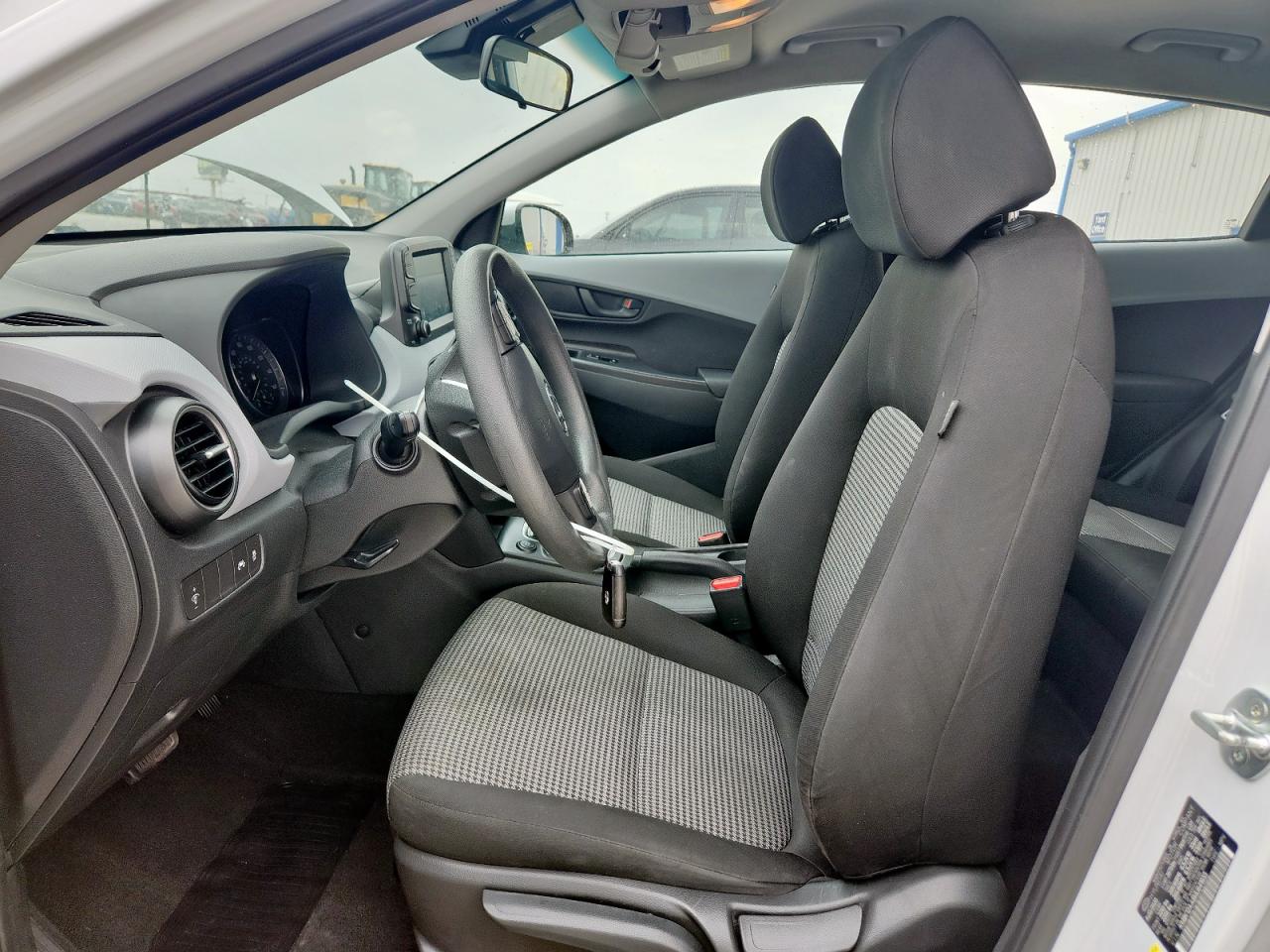 2021 Hyundai Kona Se VIN: KM8K12AA6MU641933 Lot: 63112335