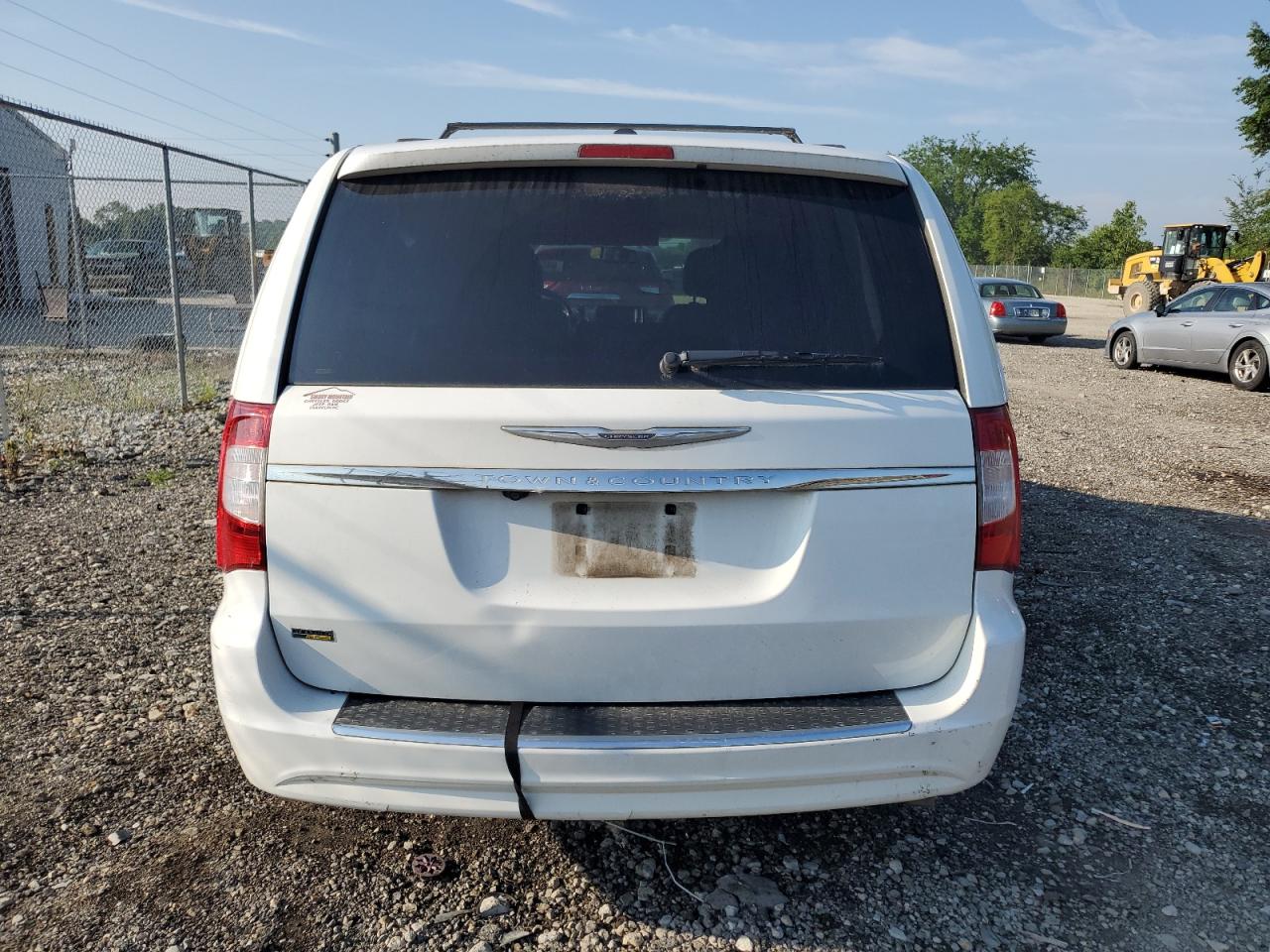 2016 Chrysler Town & Country Touring VIN: 2C4RC1BG0GR295521 Lot: 64597215