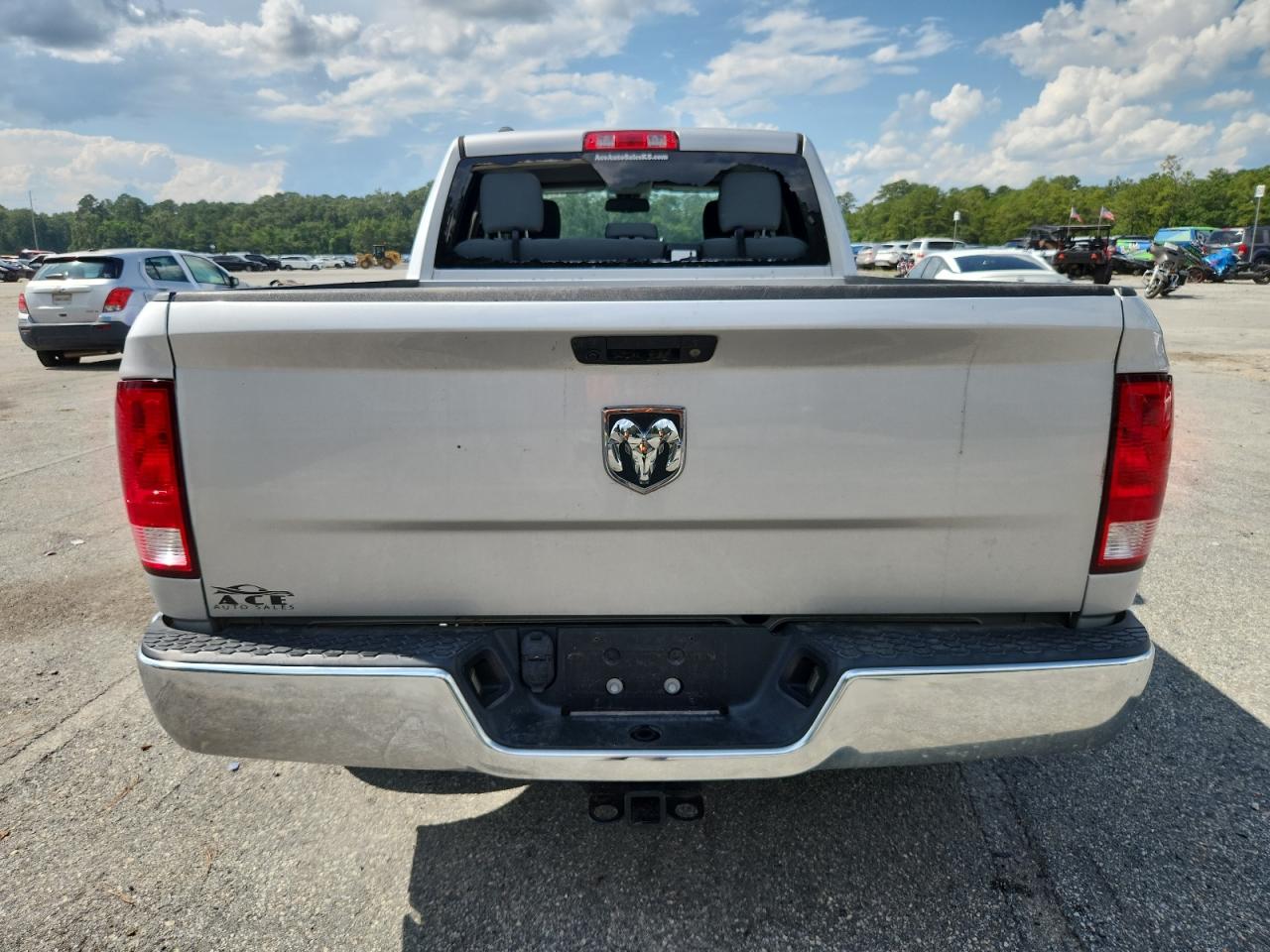 2018 Ram 1500 St VIN: 1C6RR6FGXJS341147 Lot: 64555455