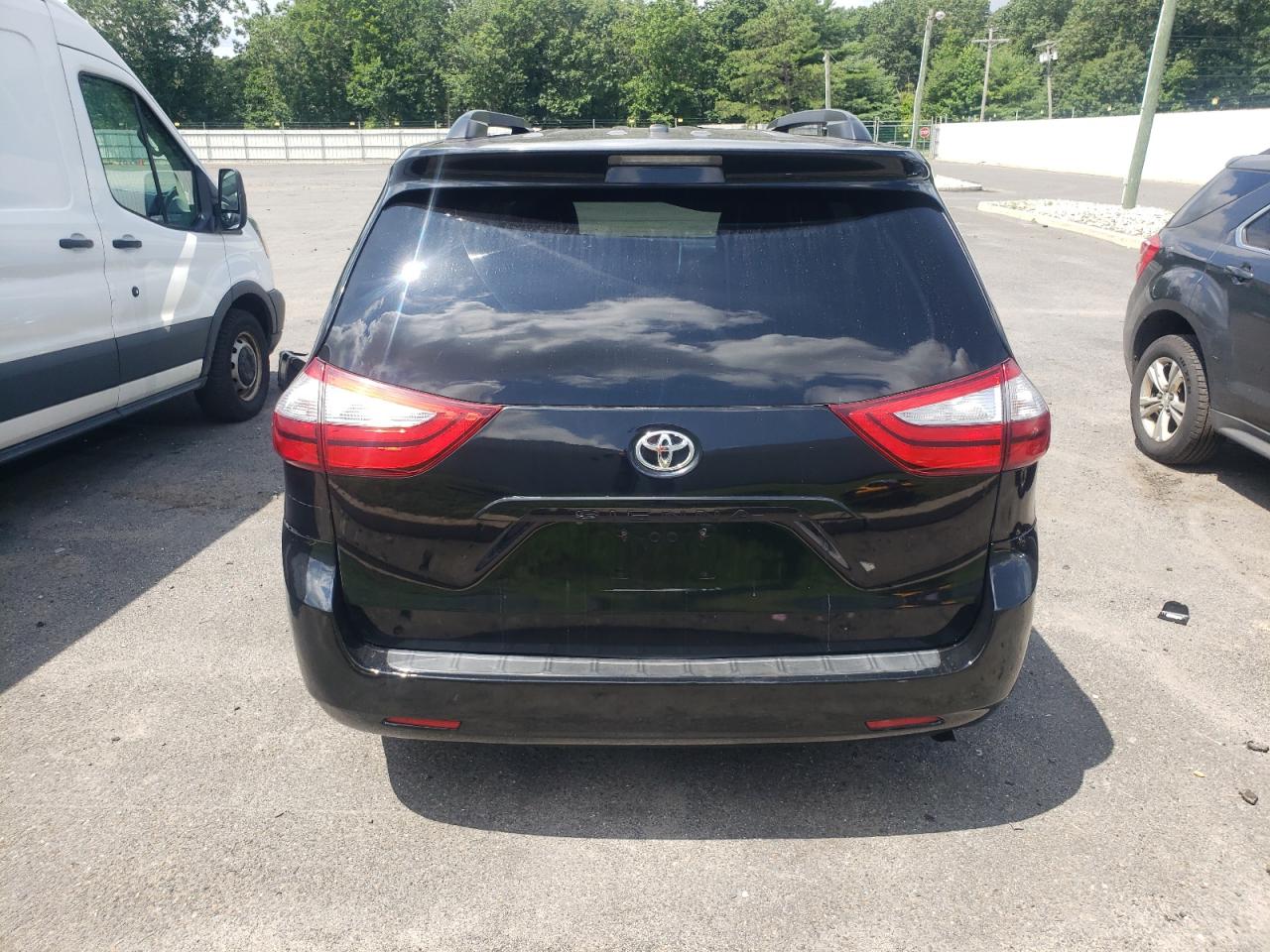 2015 Toyota Sienna Le VIN: 5TDKK3DC0FS564391 Lot: 65314135