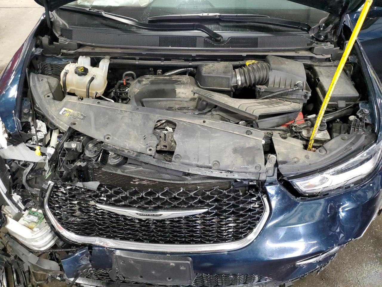 2021 Chrysler Pacifica Touring L VIN: 2C4RC1BG7MR562097 Lot: 64085725