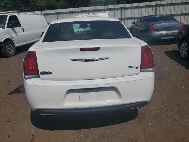  CHRYSLER 300 2016 White