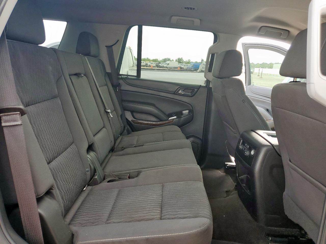 2018 Chevrolet Tahoe C1500 Ls VIN: 1GNSCAKC0JR155861 Lot: 60519015