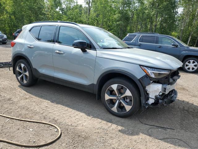 2024 VOLVO XC40 PLUS  