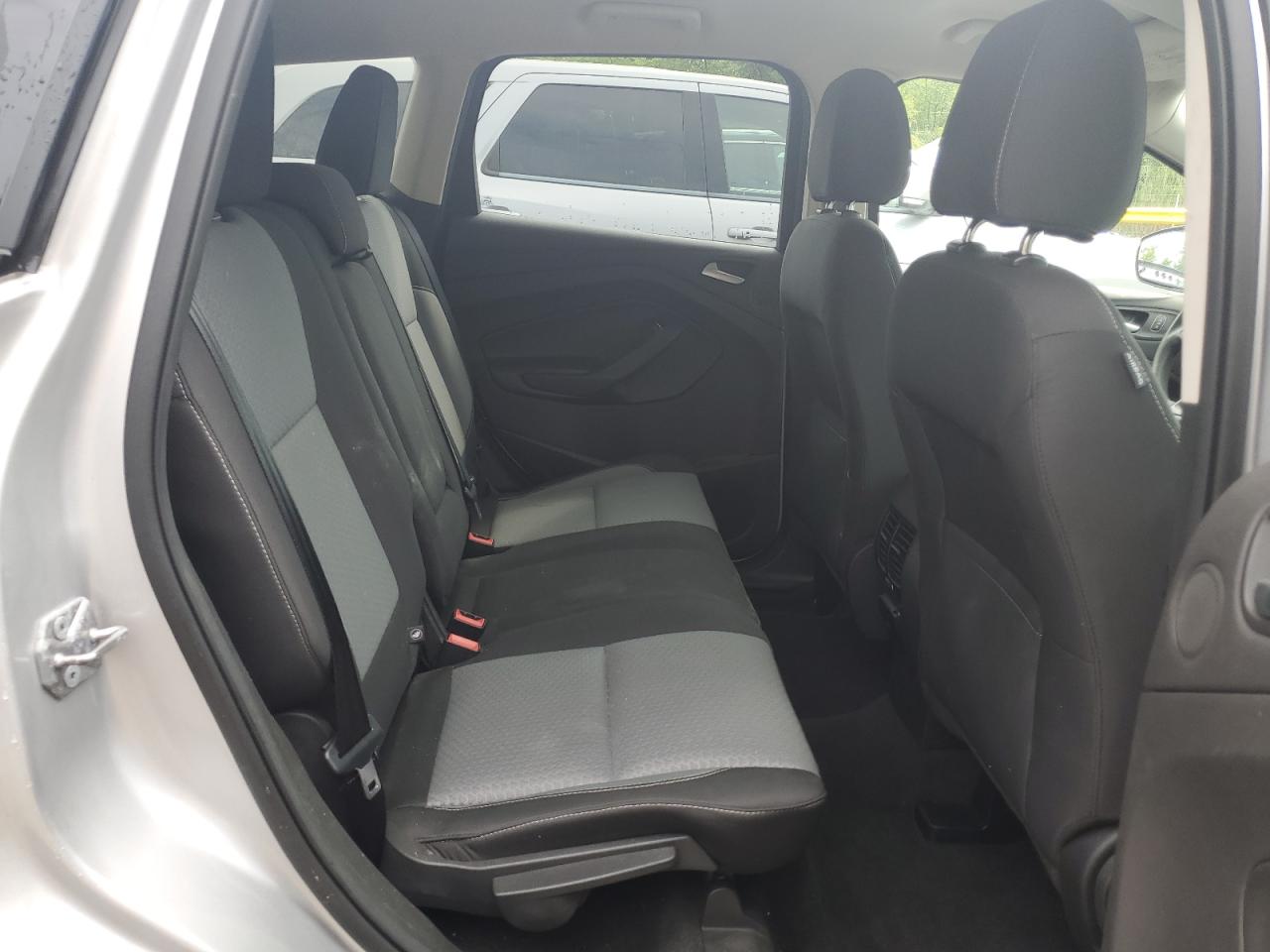 1FMCU9GD8HUB78964 2017 Ford Escape Se