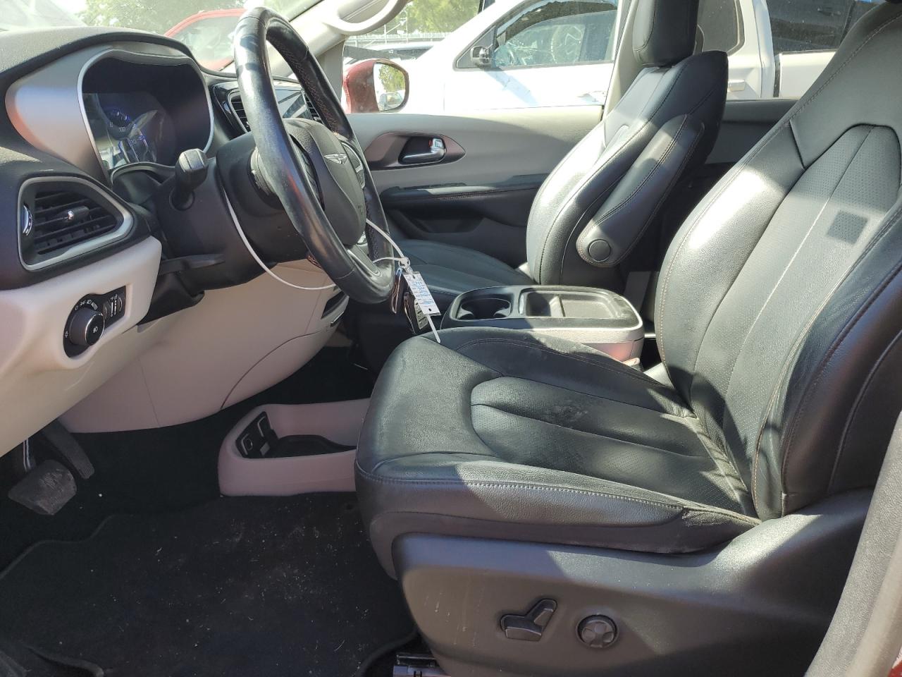 2020 Chrysler Pacifica Touring L VIN: 2C4RC1BG0LR141594 Lot: 62543815