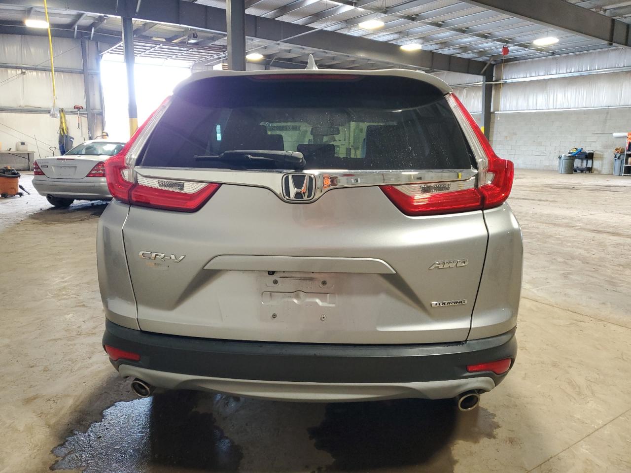 2018 Honda Cr-V Touring VIN: 7FARW2H95JE012947 Lot: 64779925